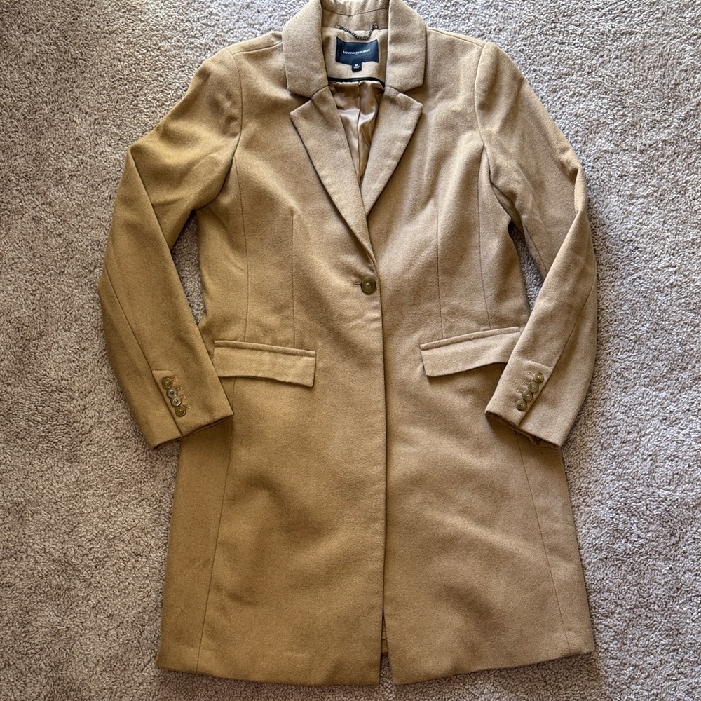 Banana Republic Tan Trench Coat